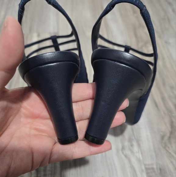 East 5th Womens Neville Round Peep Toe Block Heel Pumps New Sz 10 No Box Blue - Picture 9 of 13